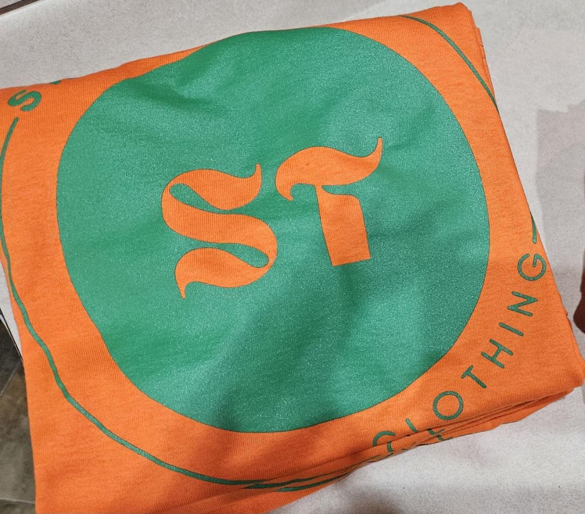 ORANGE / GREEN SHE TUFF SHIRT